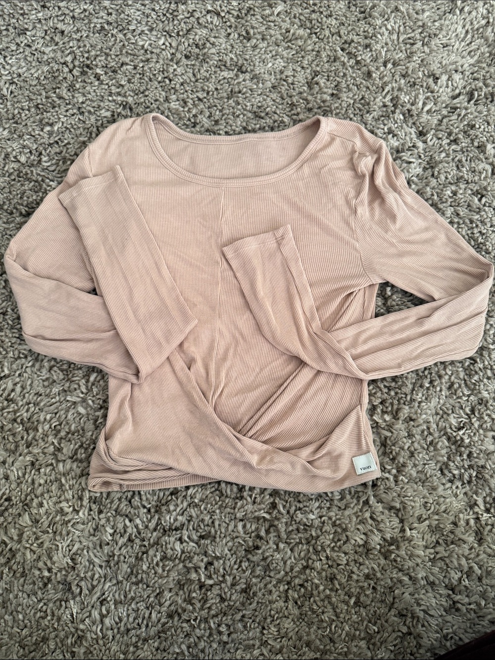 Vuori Ribbed Long Sleeve Scoop Neck crop Top - tan nude beige